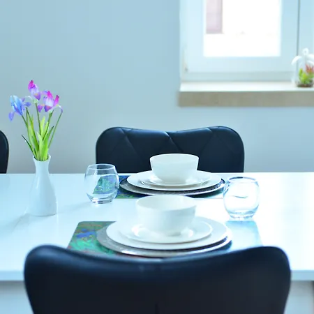 3 Flowers On Rokova St-5 Min To Old Town Apartamento Split