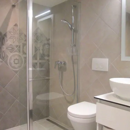 Apartamento 3 Flowers On Rokova St-5 Min To Old Town *