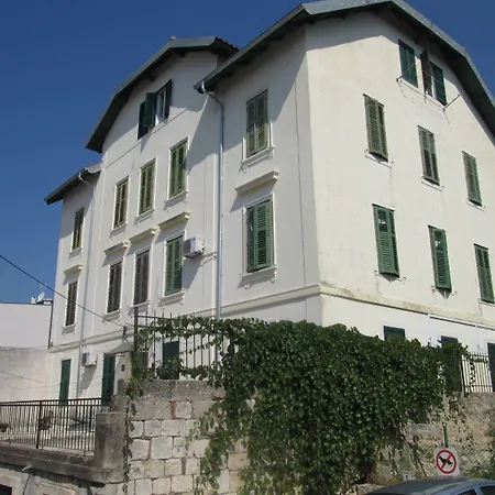 3 Flowers On Rokova St-5 Min To Old Town Spalato