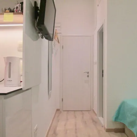 3 Flowers On Rokova St-5 Min To Old Town Appartamento Spalato